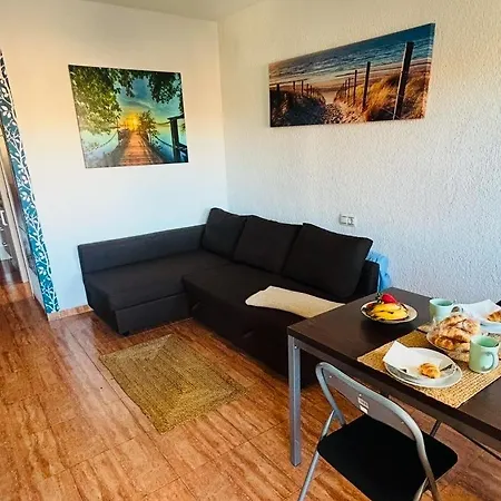 Estudio Con Piscina Pleno Centro Торремолинос
